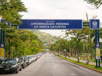 Entrada da UFSC pelo bairro Trindade.