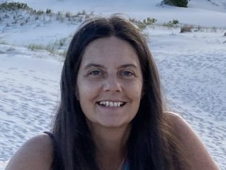 Regina Rodrigues foi reconhecida em um prêmio internacional cujo júri foi presidido pela ex-primeira-ministra alemã, Angela Merkel