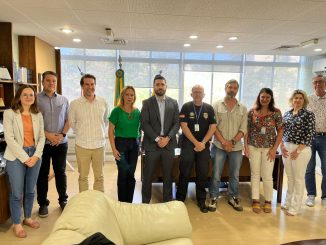 Gabinete da Reitoria e representantes de diferentes Centros da UFSC se reuniram com o delegado Arthur Lopes