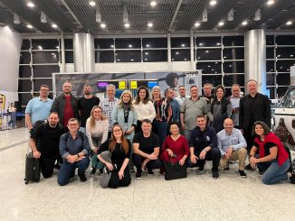 Integram a comitiva representantes da UFSC, Católica SC, Furb, Ifsc, Satc, Senai, Udesc, UFFS, UNC, Unesc, Unibave, Unidavi, Unifebe, Uniplac, Univali, Univille, Unochapecó e Unoesc (Foto: Fapesc/Divulgação)