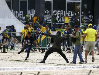 Manifestantes invadem Congresso, STF e Palácio do Planalto (Foto: Marcelo Camargo/Agência Brasil)